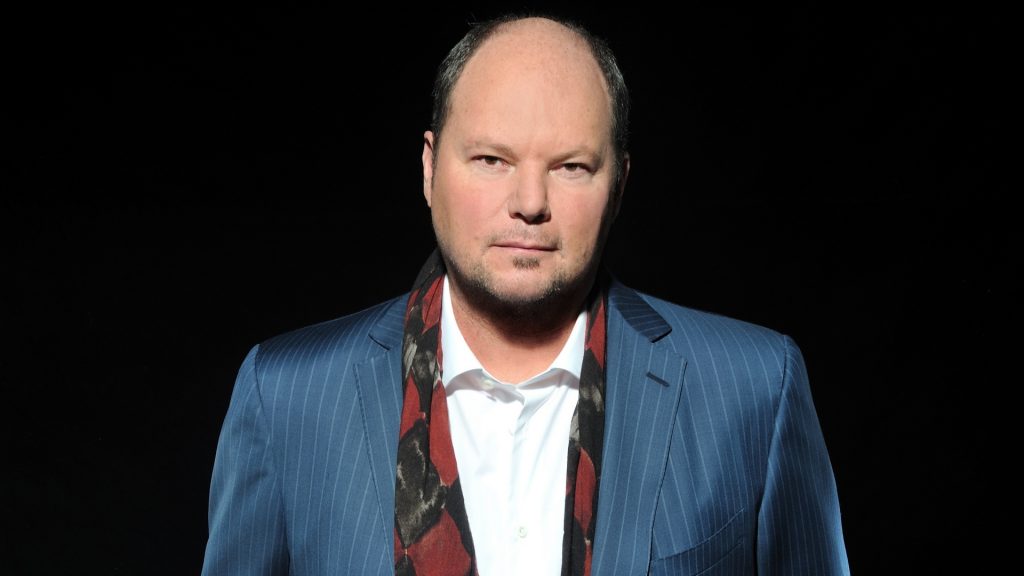 Pada tahun 1981 Christopher Cross adalah satu-satunya artis yang pernah memenangkan semua 4 kategori besar pada tahun yang sama, via: fanart.tv 