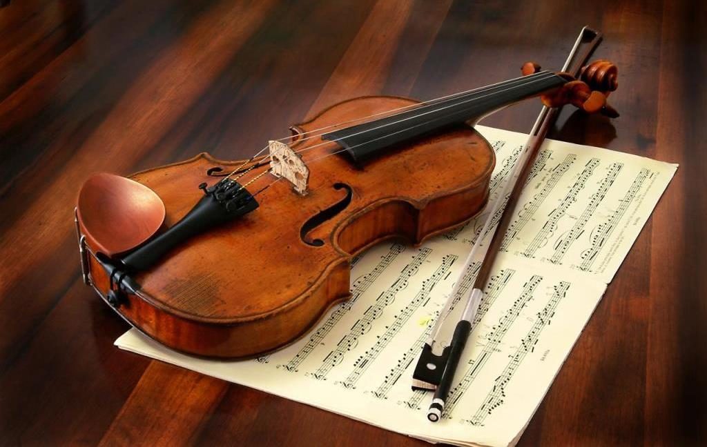 Alat, Musik, Termahal